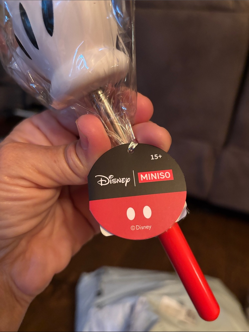 Disney Mickey Glove extendable hand with Red Handle new - Picture 5 of 6